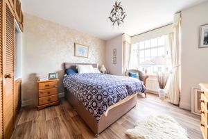 Bedroom- click for photo gallery